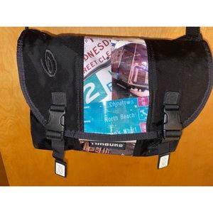 Timbuk2 messenger bag with maps and street signs